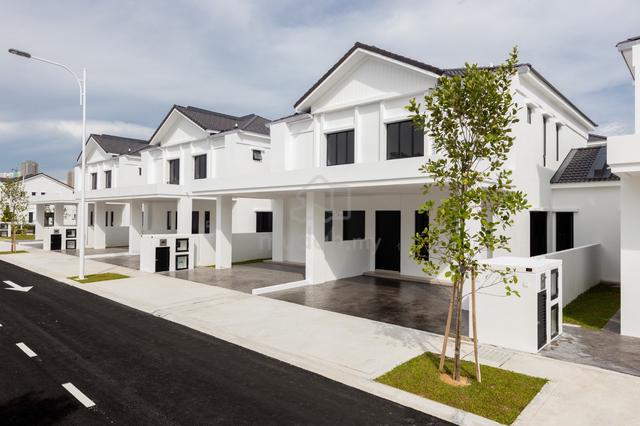 Sunsuria City 10ft Endlot | 32x75 4R4B | 2 Sty House Kota Warisan 1