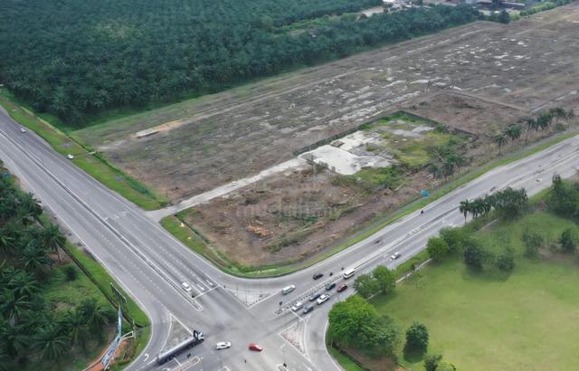 (VERY STRATEGIC, FREEHOLD!) Industrial Land, Taiping, Perak 1