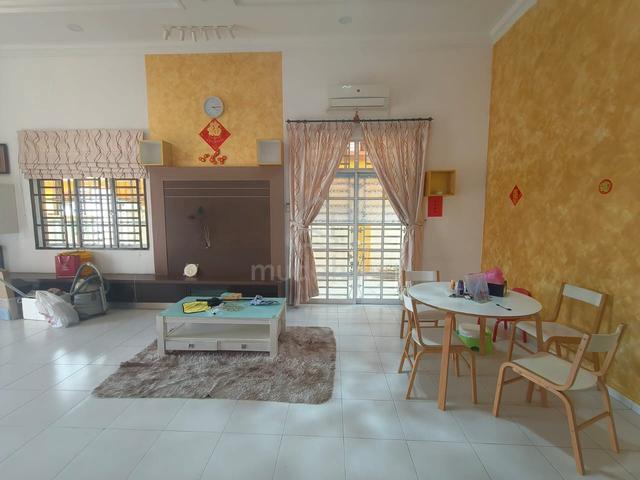 Kulai Taman Gemilang Single Storey Semi D For Sales 1