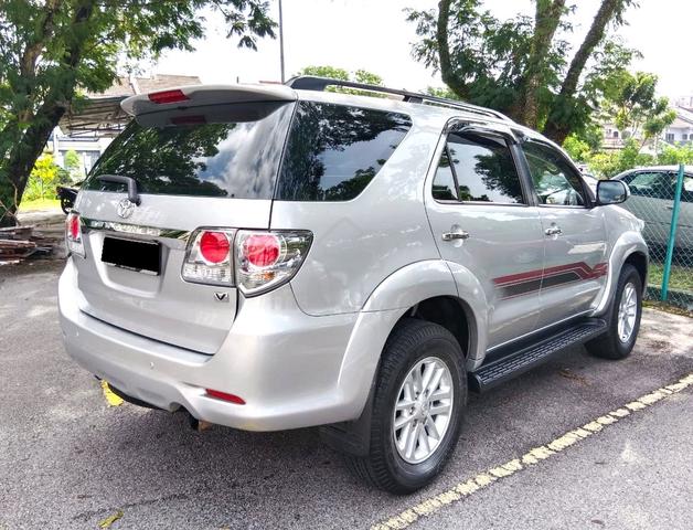 2013 Toyota FORTUNER 2.7 V FACELIFT (P) A/T - 3