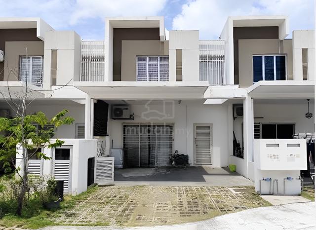 Double Storey Casa Green, Cybersouth Dengkil 1