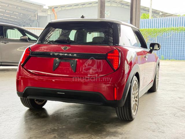 2024 Mini COOPER 1.5 C-CLASSIC TRIM RED Rare 18kM - 4