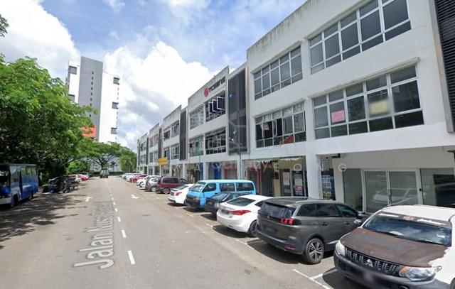 Nusa Height Freehold 3-Storey Tenanted Shot lot 1