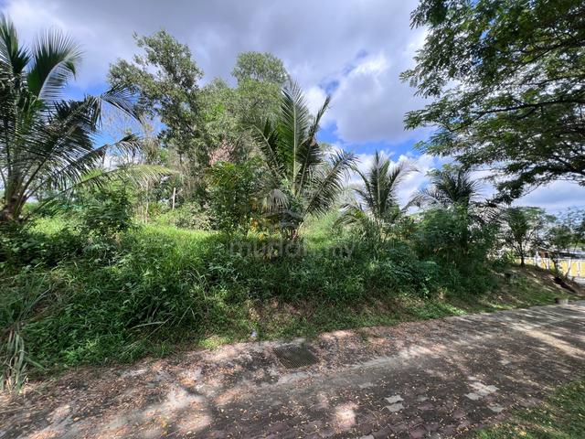 Converted Commercial Land at Saujana Impian 1