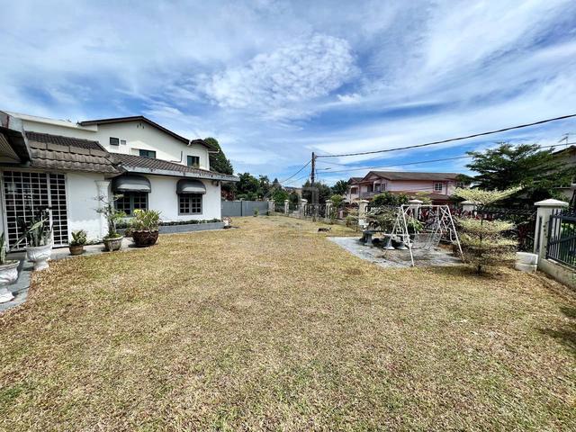 CORNER LOT 7200sqft 🔥 Bungalow 2 Storey Taman Ampang Jaya. 1