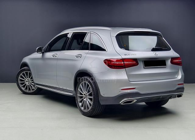 X253 2016 Mercedes Benz GLC250 AMG 4MATIC 2.0 SUV - 2