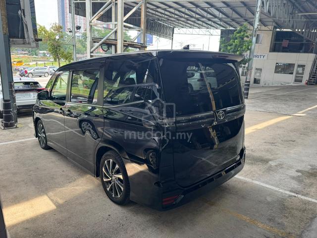 READY STOCK OFFER 2022 Toyota VOXY 2.0 S-Z (A) - 4