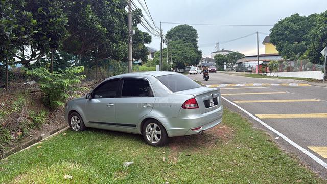 2011 Proton SAGA 1.3 FL EXECUTIVE (M) - 2