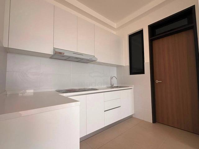 Pandan Height 1