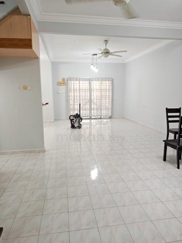 2 Storey Partially Furnished at Tmn Sukun Indah Near Aeon Mall & Lotus 1