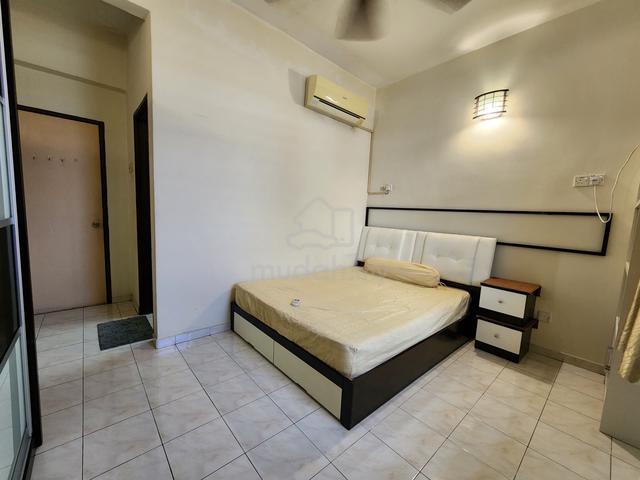 Master room with private bathroom for rent at Raja Uda, butterworth 1