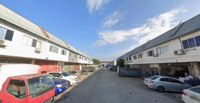 1.5 Storey Linked Factory with Rear Access @ Bandar Kinrara Puchong 1