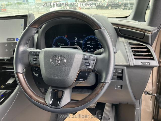 OFF% Toyota Alphard Z 2.5 Just Arived 5A 13K 2025 - 4
