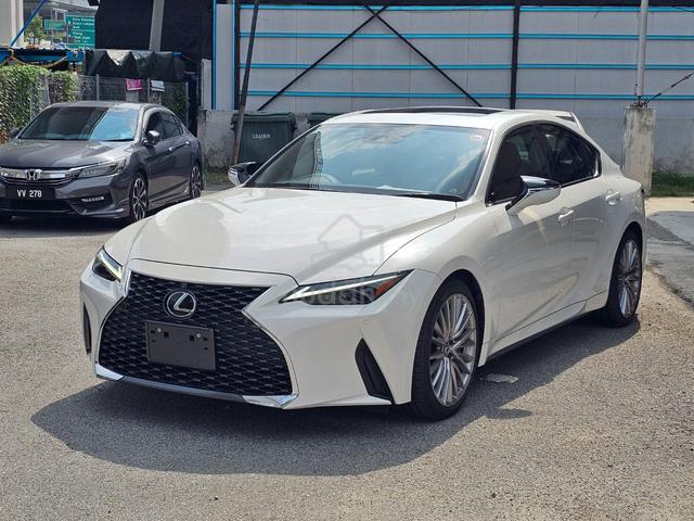 2021 Lexus IS300 2.0 (A) VERSION L White colour - 3