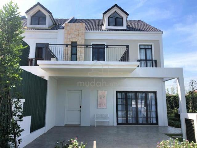 New Salak Tinggi Double Storey - Prime Malay Location -- Cashback 60k 1