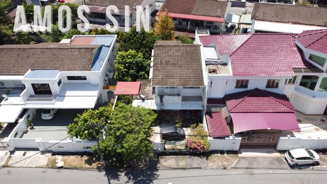 Greenlane Semi-D Landed House Island Park Medan Tembaga 1