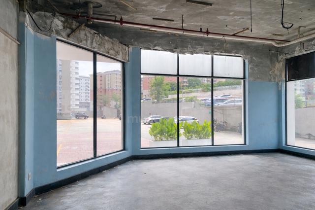 Retail / Office Space for Rent – Raw Unit in Prime Klang Location 1