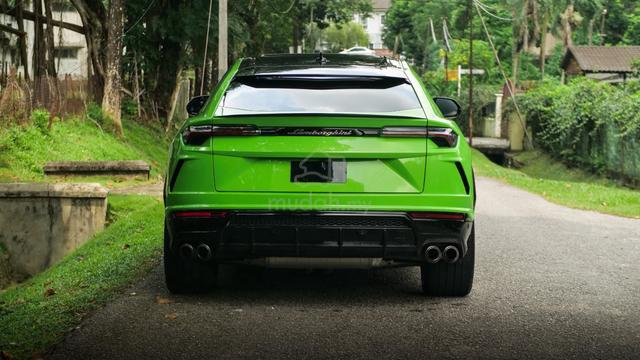2021 Lamborghini URUS 4.0 (A) - 4