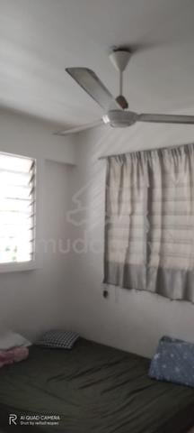 Desa Rahmat Apartment 1