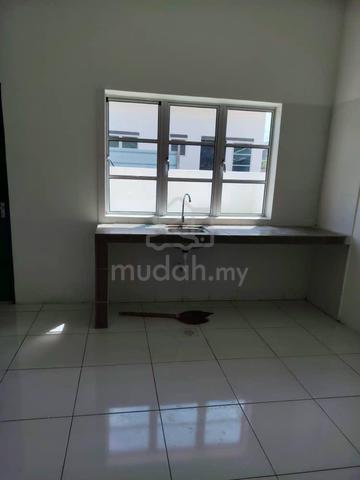 Teres Setingkat Kinta Perdana Lahat Pengkalan Station 18 5