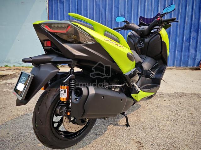 Yamaha skuter King XMAX 250 V1 DP rendah beli&ride - photo 15 of 20