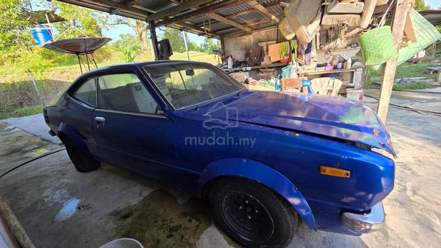 Toyota COROLLA 1.2 KE35 (Manual) - 1