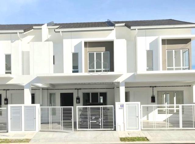 With furnished, 2 STOREY TERRACE TIARA SENDAYAN BDR SRI SENDAYAN 1