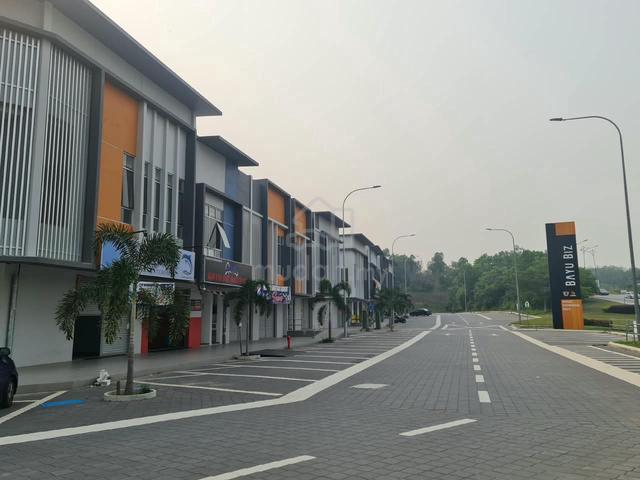 Bayu Biz - SHOPLOT FIRST FLOOR FOR RENT 1