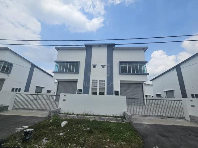 Semi Detached Factory Pengkalan 3 1