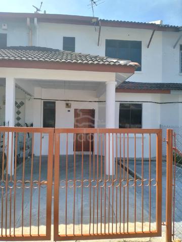 double storey terraced house in Taman Merdeka Jaya for rent 1