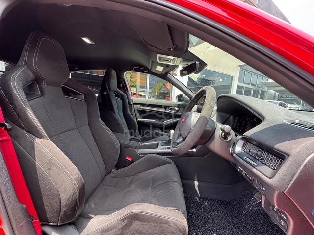 2025 Honda CIVIC 2.0 TYPE R FL5 Racing Black Pack - 2