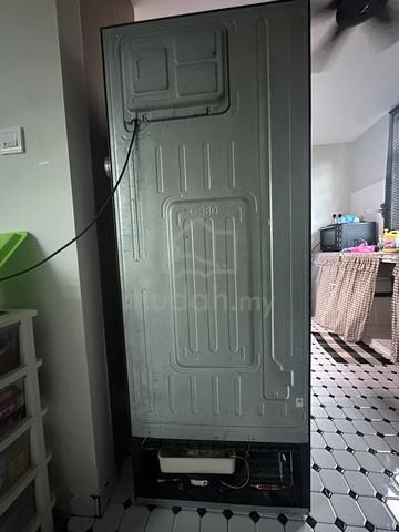 Peti Ais Samsung Inverter 2 Pintu – Black Glass - photo 3 of 6