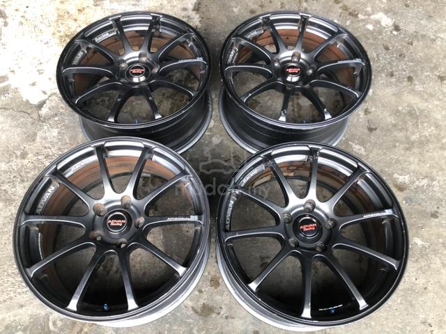 ADVANRacing RSⅢ 7.5J-18 5H 114.3 +48 HBR ADVANRacing RSⅢ 7.5J-18 5H 114.3 +48 HBR