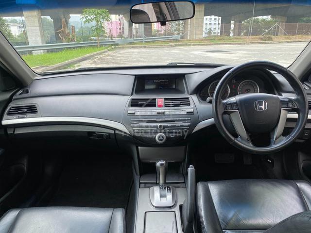 CASH OTR 2011 Honda Accord 2.0 VTIL FACELIFT - 4