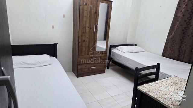 Dataran Otomobil Apartment 1