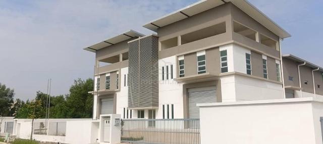 2 unit side by side Semi Detached Factory Saujana Teknologi Rawang 1
