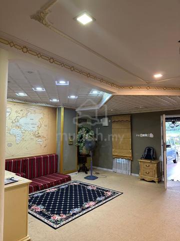 End lot Bandar kinrara Fully Furnished 1