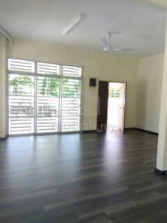 3 storey terrace house corner for sale 1