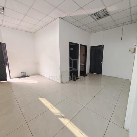 Warehouse Light Industrial 2 storey Factory For Rent , Butterworth 1