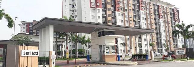 Fully Furnished Selangor Setia Alam Room For Rent 1