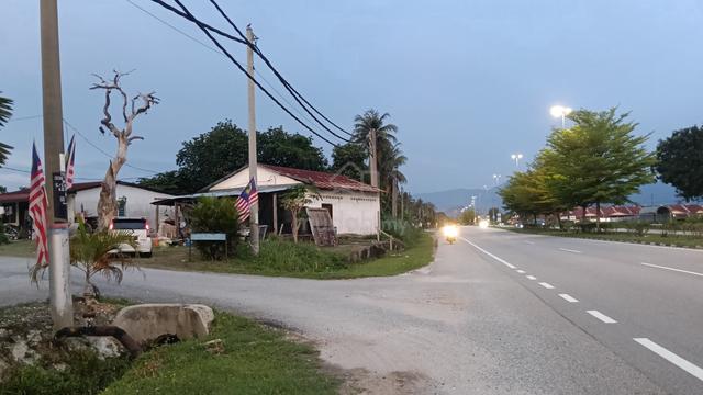 KG TERSUSUN BT 5 / PENGKALAN BARU  Mukim Sg Raya 1