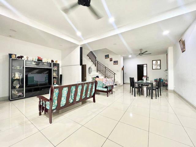 (FACING OPEN) 2 Storey Terrace Pantai Sepang Putra Sg Pelek 1