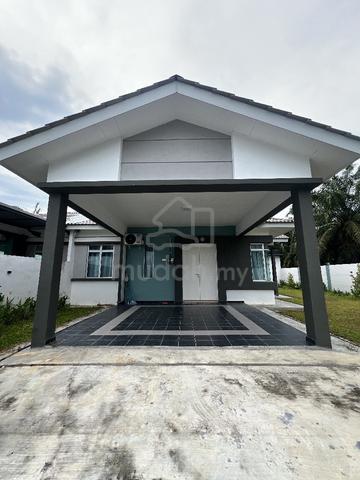 Single storey Semi-D Sg Rambai short term rental 1