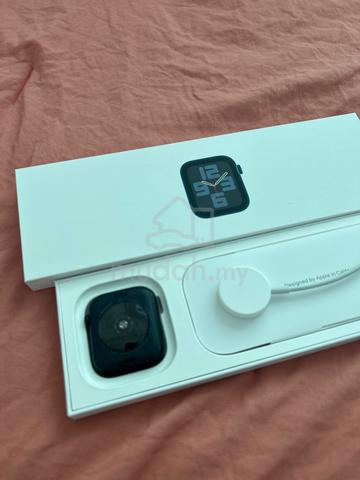 Apple Watch SE (Gen 2) 44mm Midnight (GPS) - photo 2 of 3
