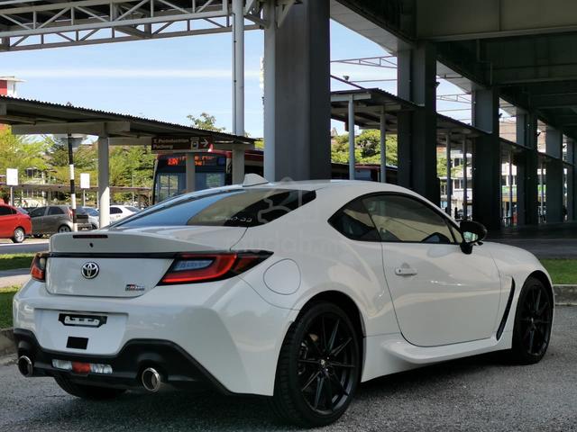 BIGSALE✅2022 Toyota GR86 2.4 RZ (M) WHITE - 3