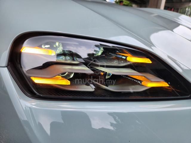 2024 Porsche Taycan New Facelift Shade Green Metal - 2
