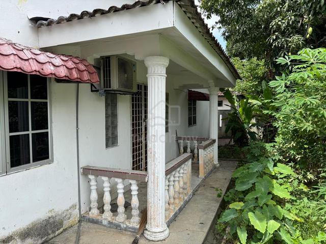 Corner Lot 1 Tingkat Tanah Luas Renovated Meru Indah Kapar 1