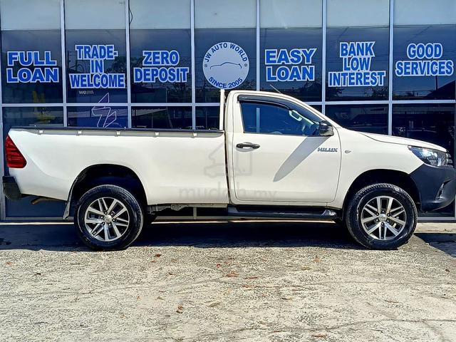 2024 Toyota HILUX Single Cab 2.4 MT (M) - 4