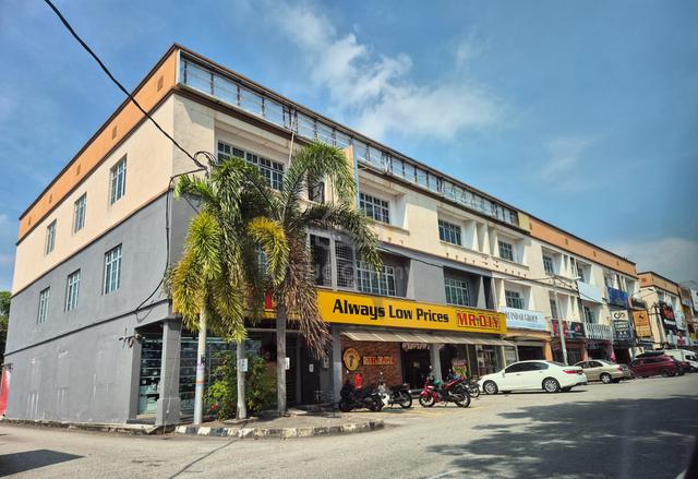 3 Storey Shop Lot For Sale | Facing Road Hot Area| Bertam Kepala Batas 1
