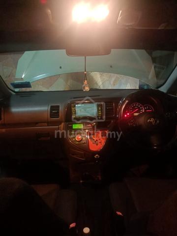 2005 Toyota WISH 1.8 TYPE S (A) - 5